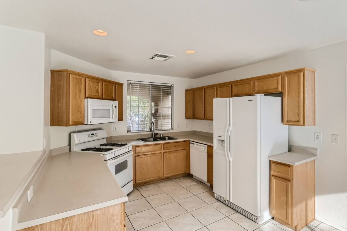 House for rent at 2537 Begonia Valley Ave, Henderson, NV 89074