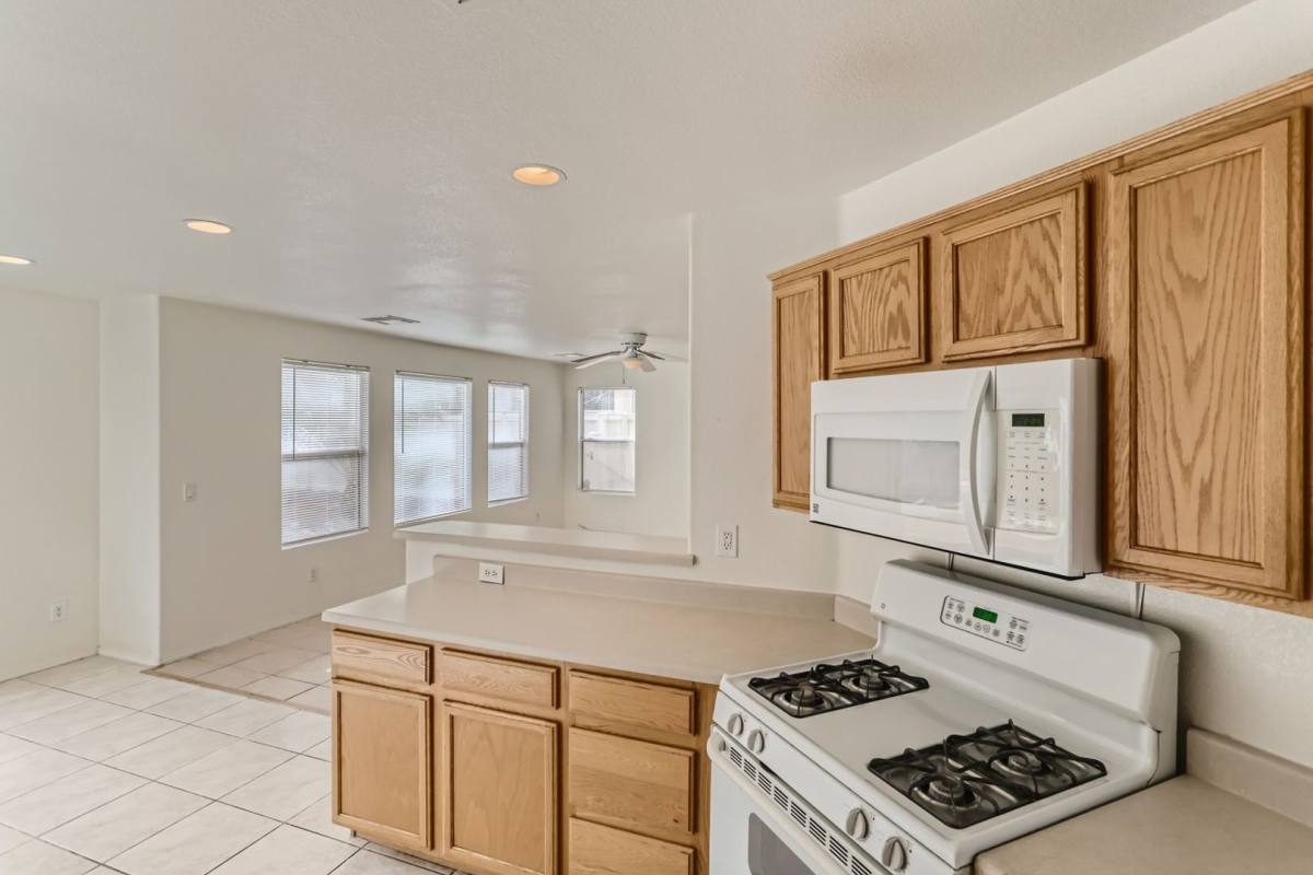 House for rent at 2537 Begonia Valley Ave, Henderson, NV 89074