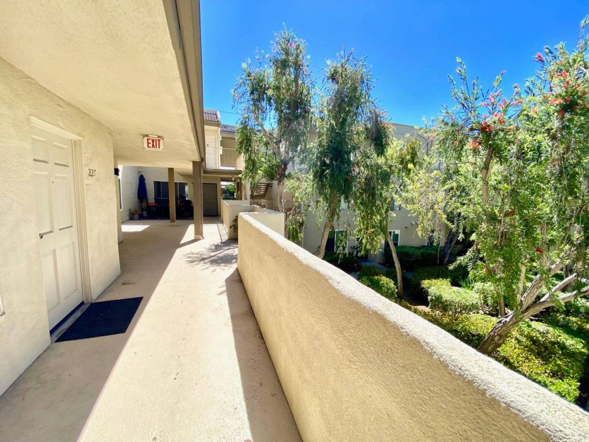 Condo for rent at 13754 Mango Dr, Del Mar, CA 92014