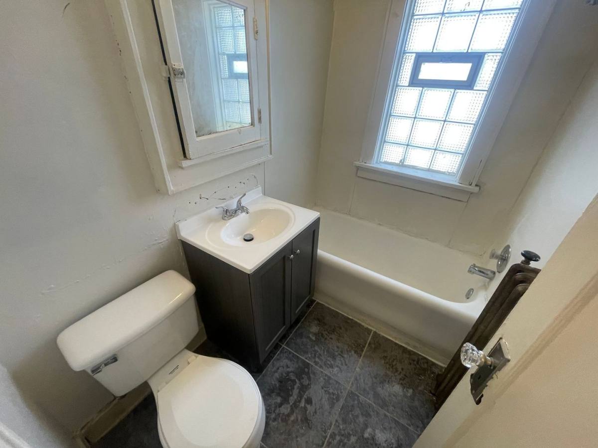 Apartment for rent at 1808-1814 W Atkinson Ave, Milwaukee, WI 53206