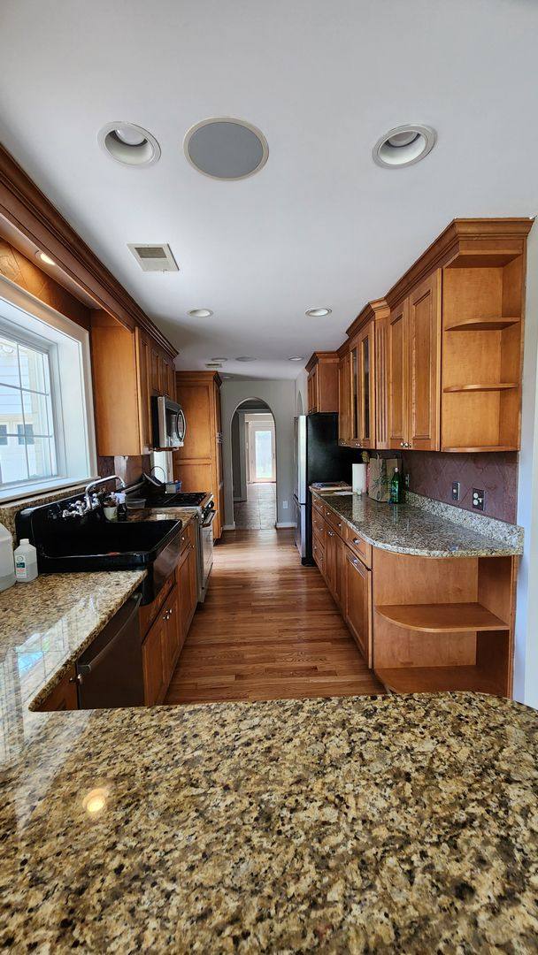 House for rent at 2207 Fordham Dr, Alexandria, VA 22307