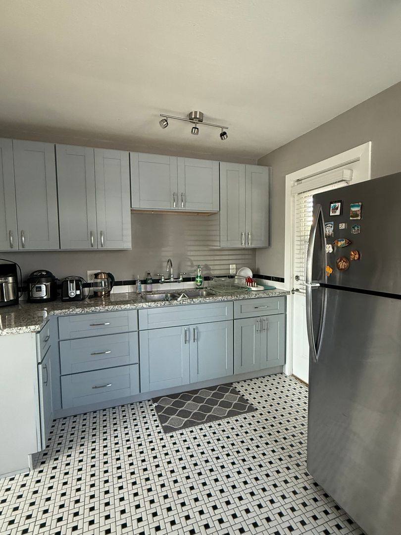 Apartment for rent at 6230-6236 Stanley Ave, San Diego, CA 92115