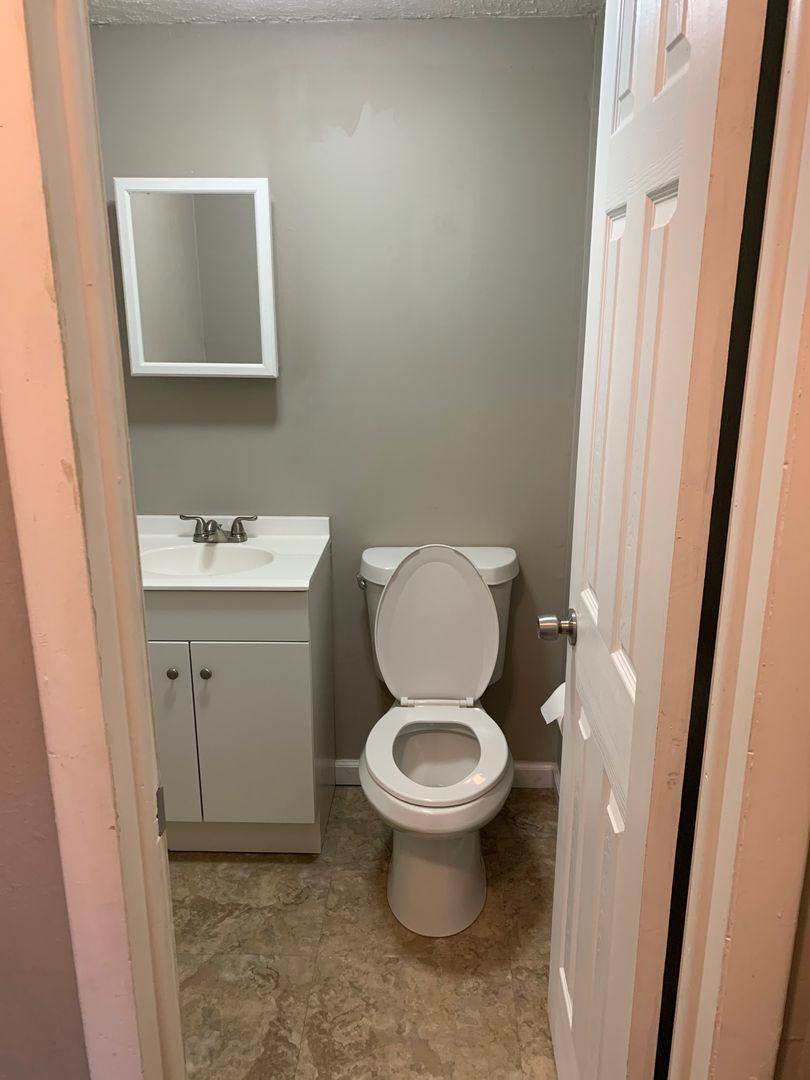 Apartment for rent at 4910 Brookwood Rd, Youngstown, OH 44512