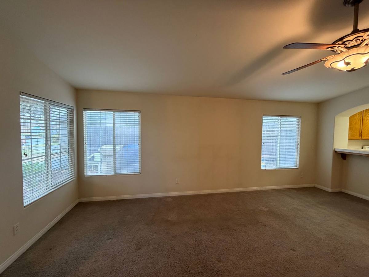 House for rent at 6107 Ragusa Lane, Bakersfield, CA 93308