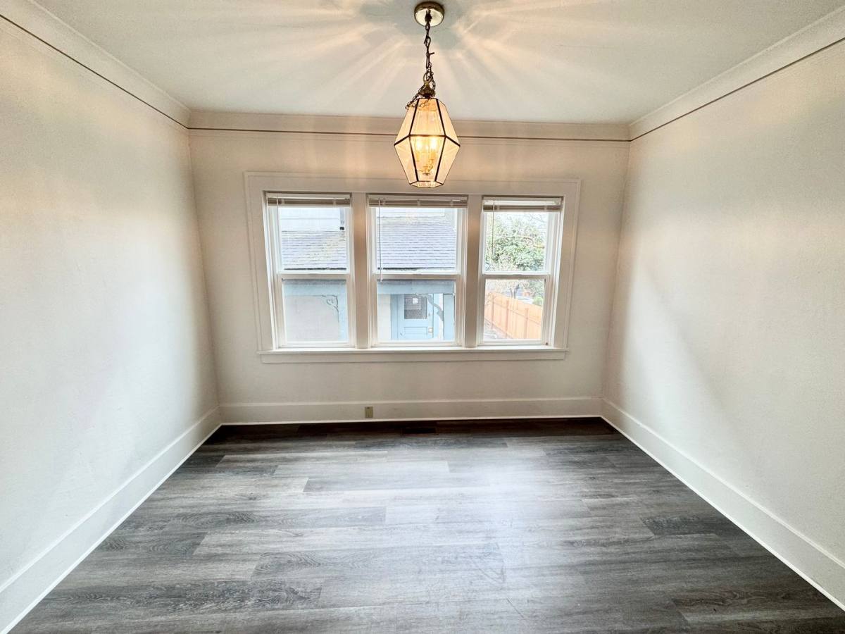 Apartment for rent at 2735 SE Clinton St, Portland, OR 97202