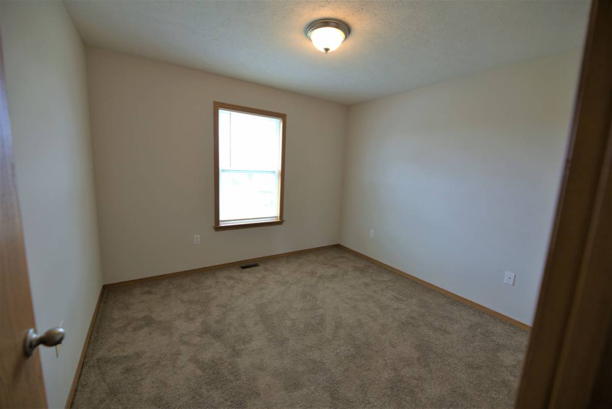 House for rent at 3230 E Jamestown St, Republic, MO 65738