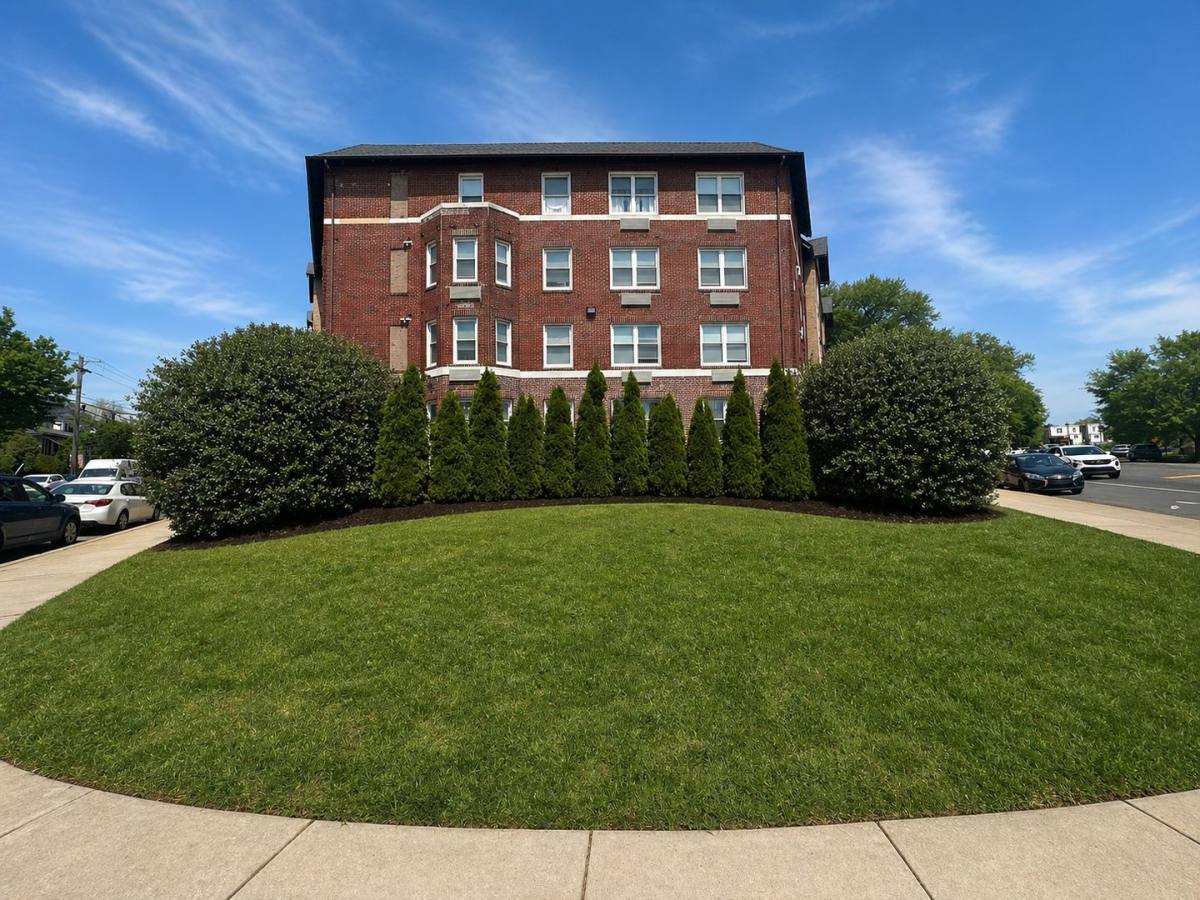 Apartment for rent at 5700 Ogontz Ave, Philadelphia, PA 19141