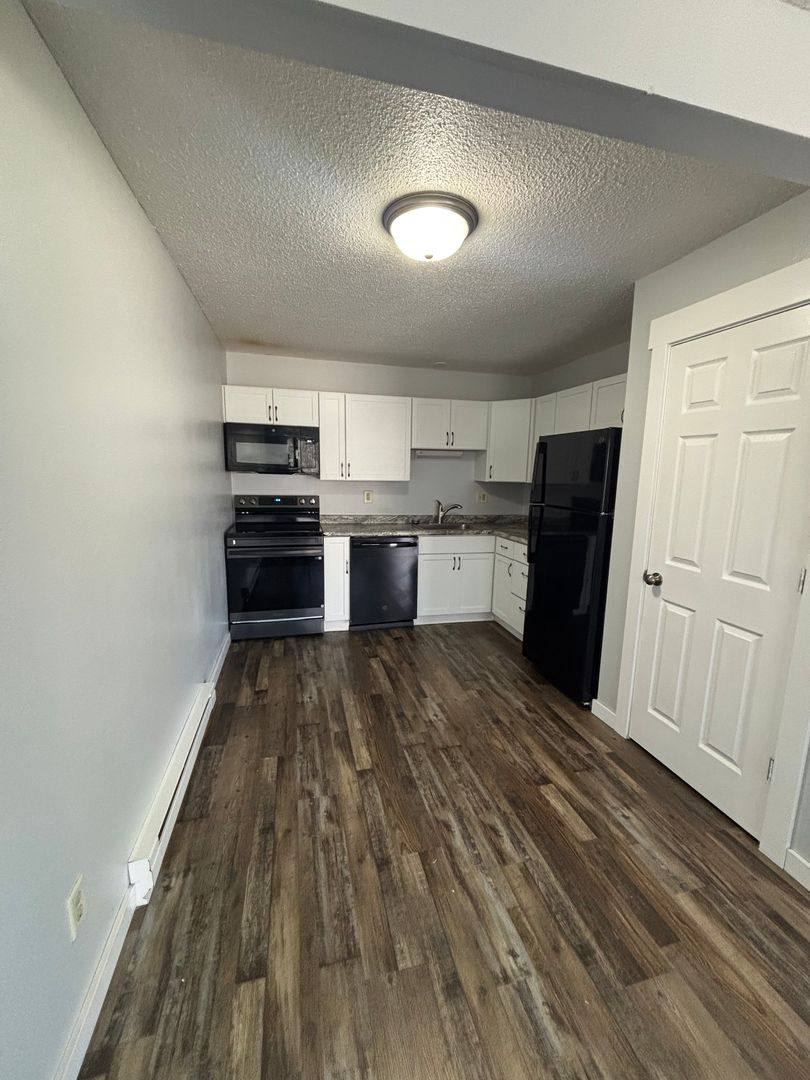Apartment for rent at 828 Gould St, La Crosse, WI 54603