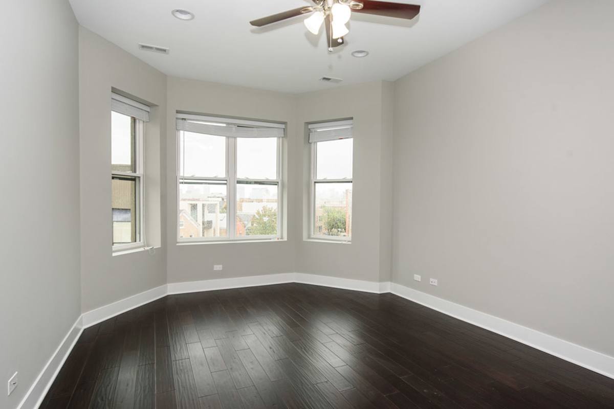 Apartment for rent at 836 N Milwaukee Ave #4F, Chicago, IL 60642