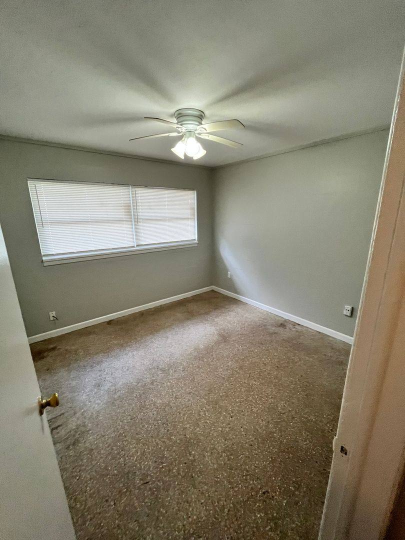 House for rent at 1013 W 3rd St, Sanford, FL 32771