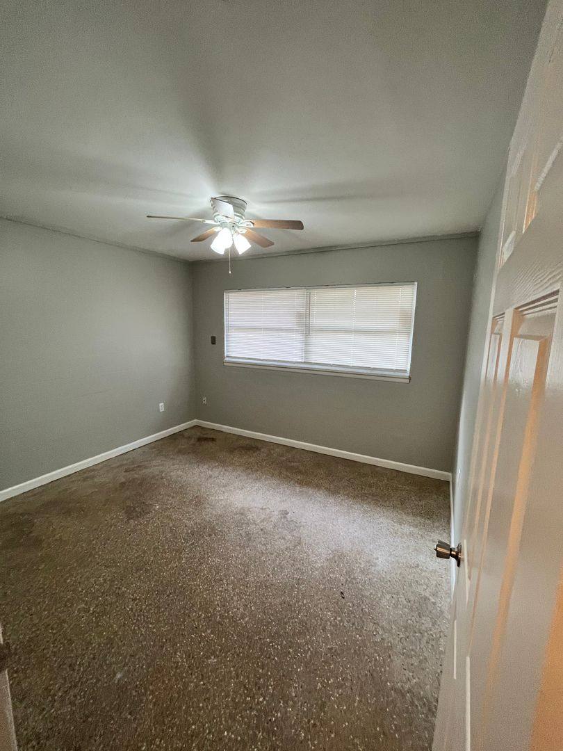 House for rent at 1013 W 3rd St, Sanford, FL 32771