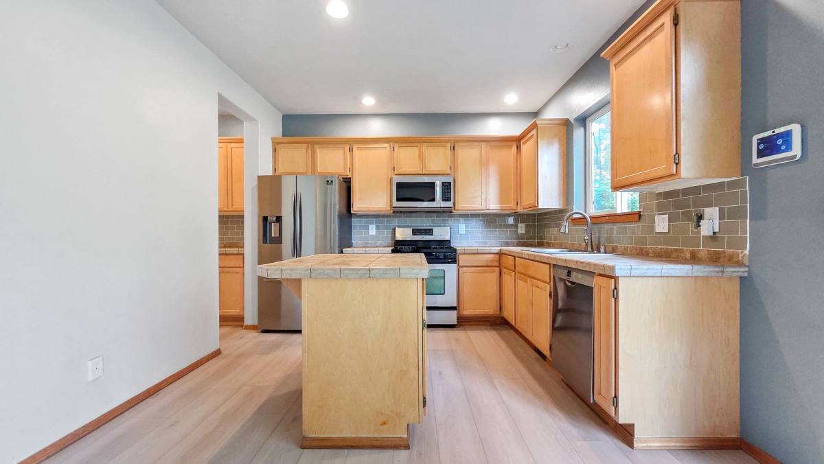 House for rent at 1231 147th Place SW, Lynnwood, WA 98087