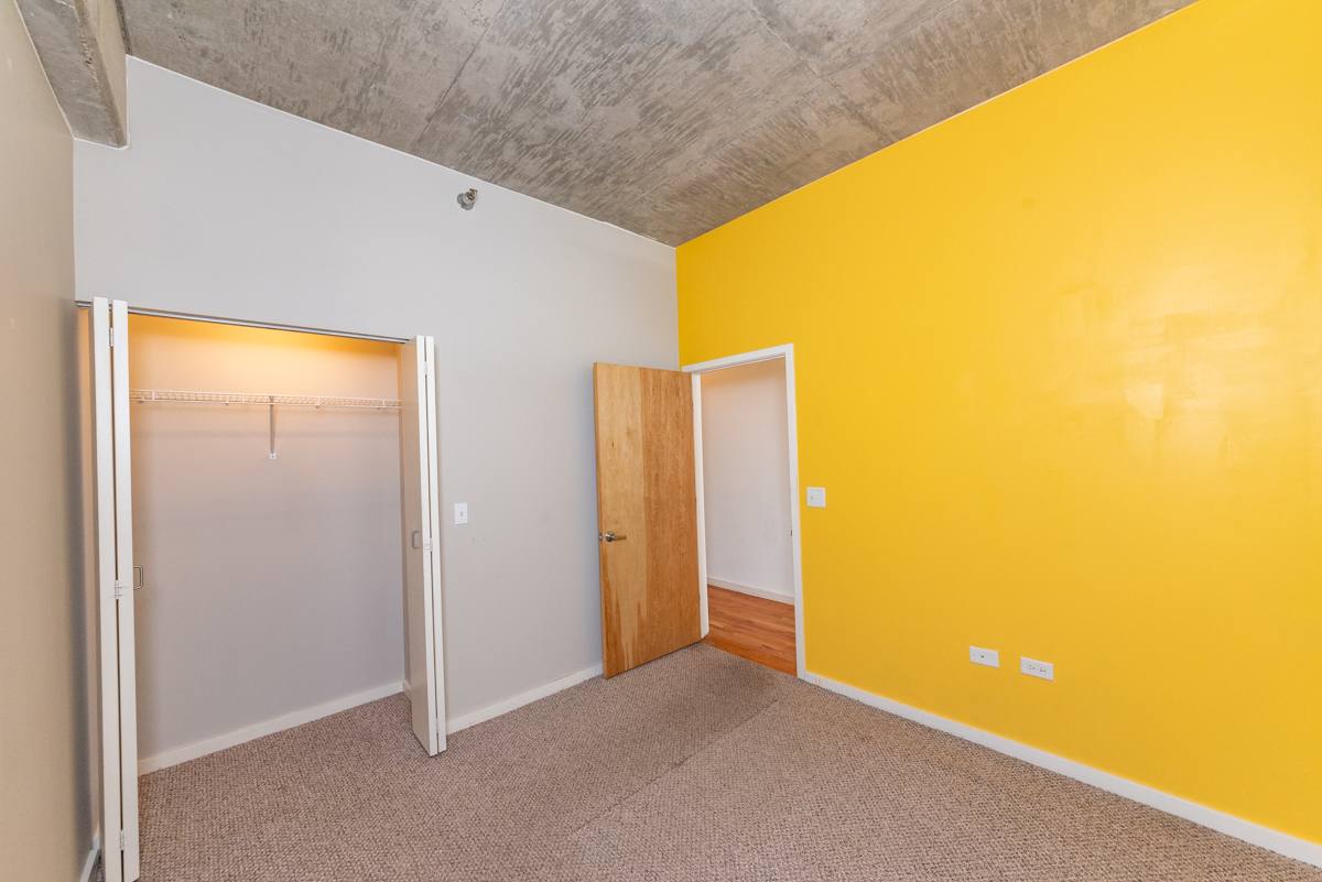 Apartment for rent at 1620 S Michigan Ave #825, Chicago, IL 60616