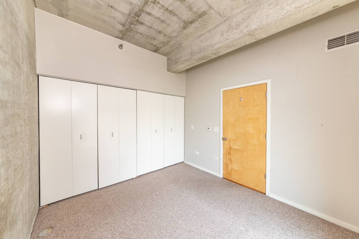 Apartment for rent at 1620 S Michigan Ave #825, Chicago, IL 60616