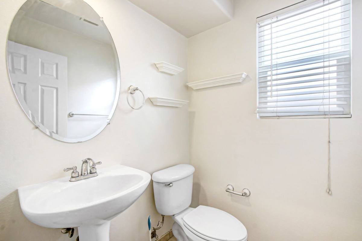 House for rent at 33561 Cedar Creek Lane, Lake Elsinore, CA 92532
