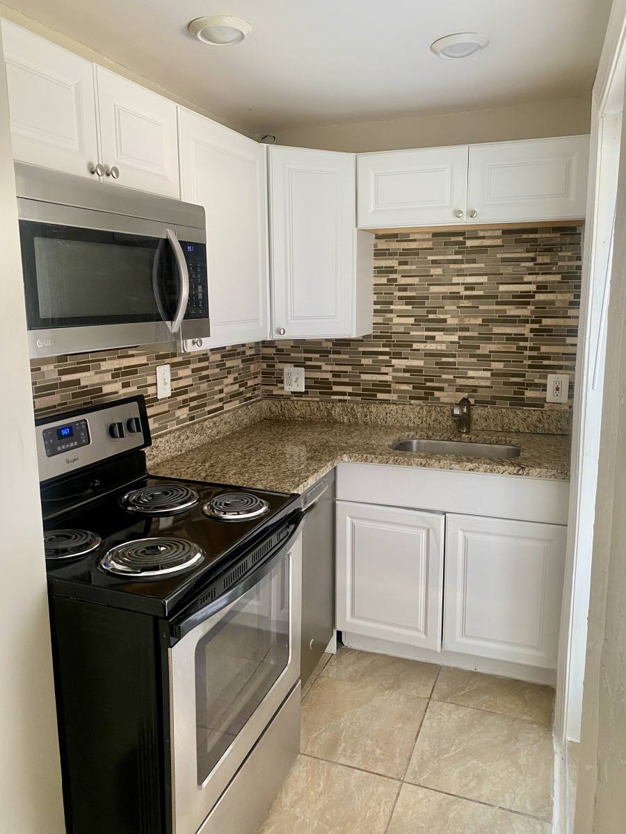 Apartment for rent at 32 Hinckley #1R, Somerville, MA 02145