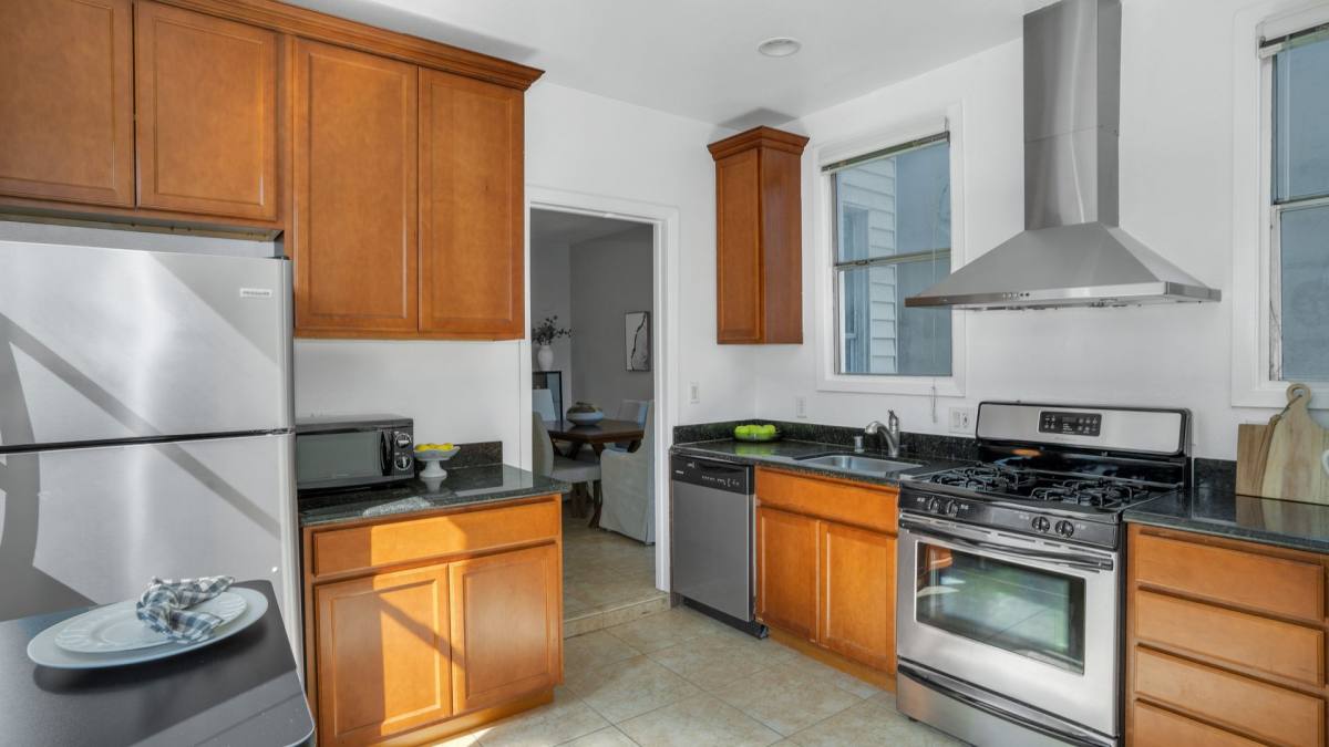 Condo for rent at 271 Clara St, San Francisco, CA 94107