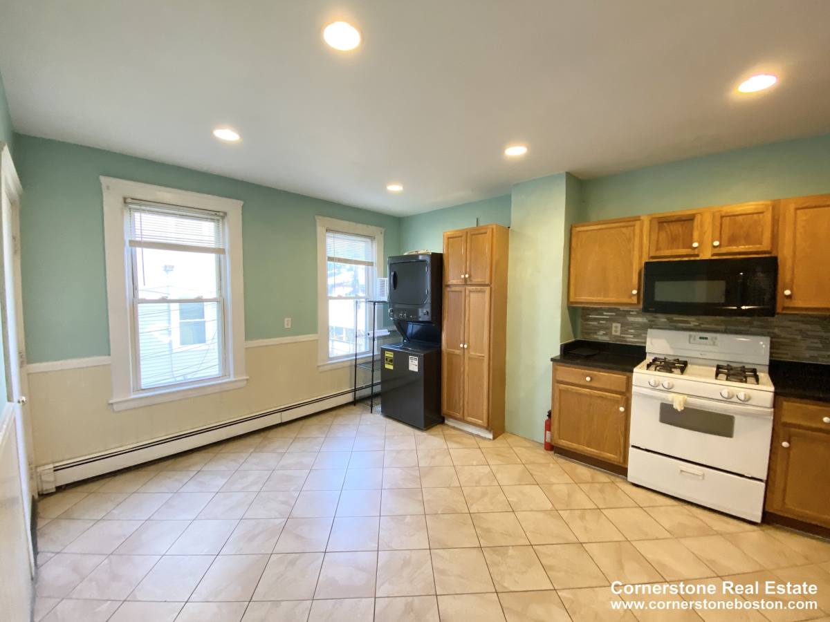 Apartment for rent at 1562 Tremont St #2, Roxbury Crossing, MA 02120