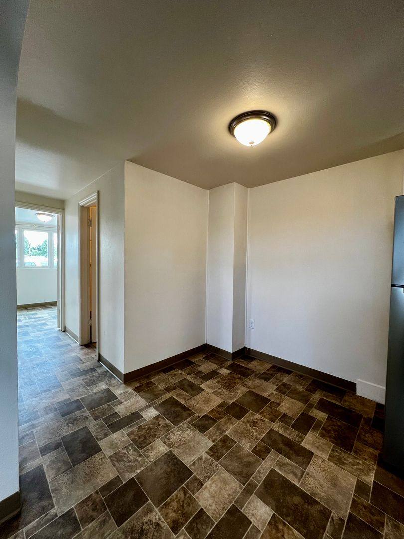 Apartment for rent at 904 & 906 Tieton Dr, Yakima, WA 98902