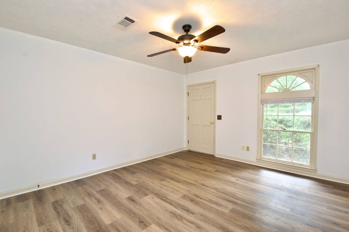 House for rent at 1109 Drew Lane, Auburn, AL 36830