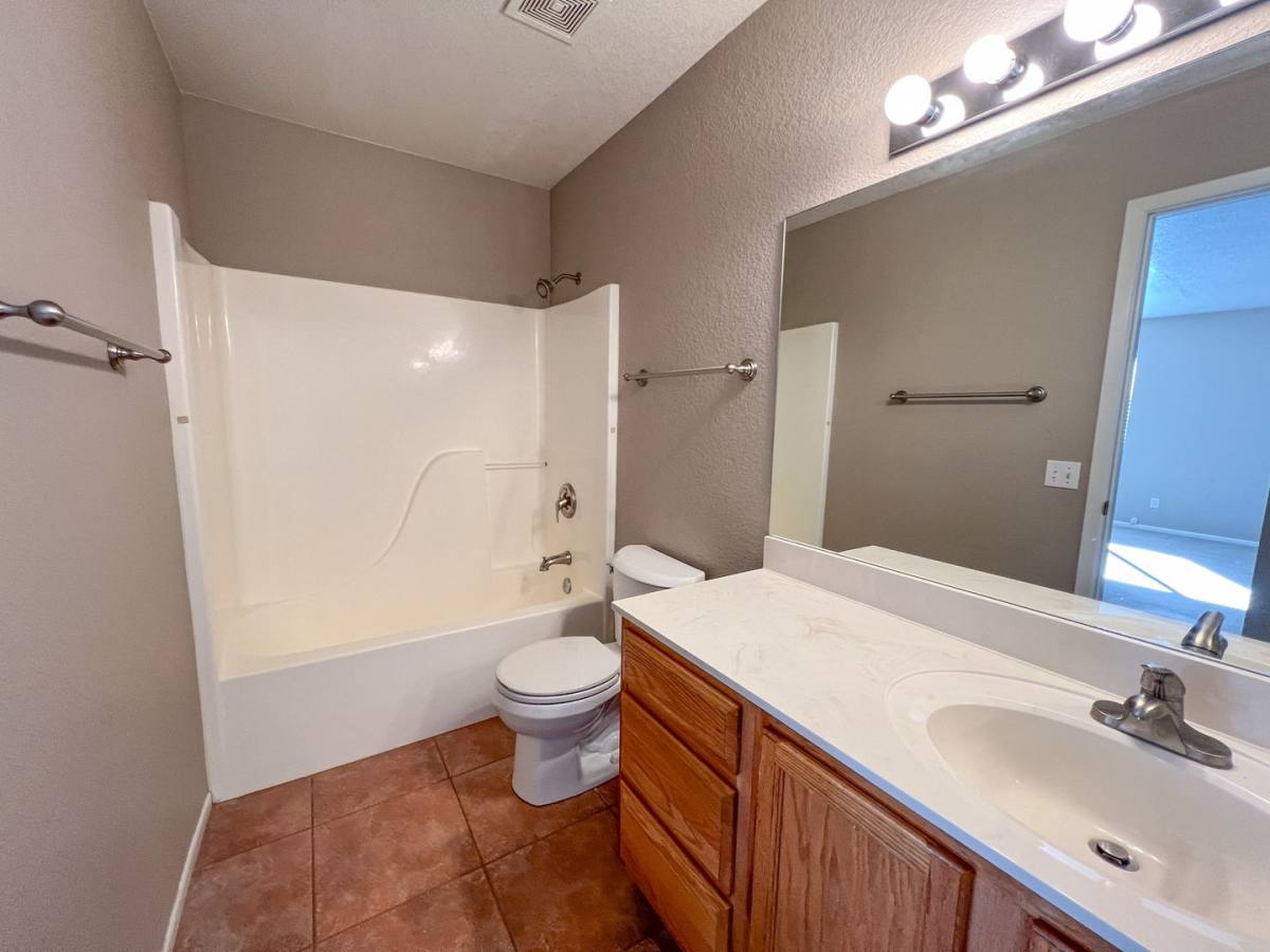 Apartment for rent at 4203 E Commercial Way, Rimrock, AZ 86335