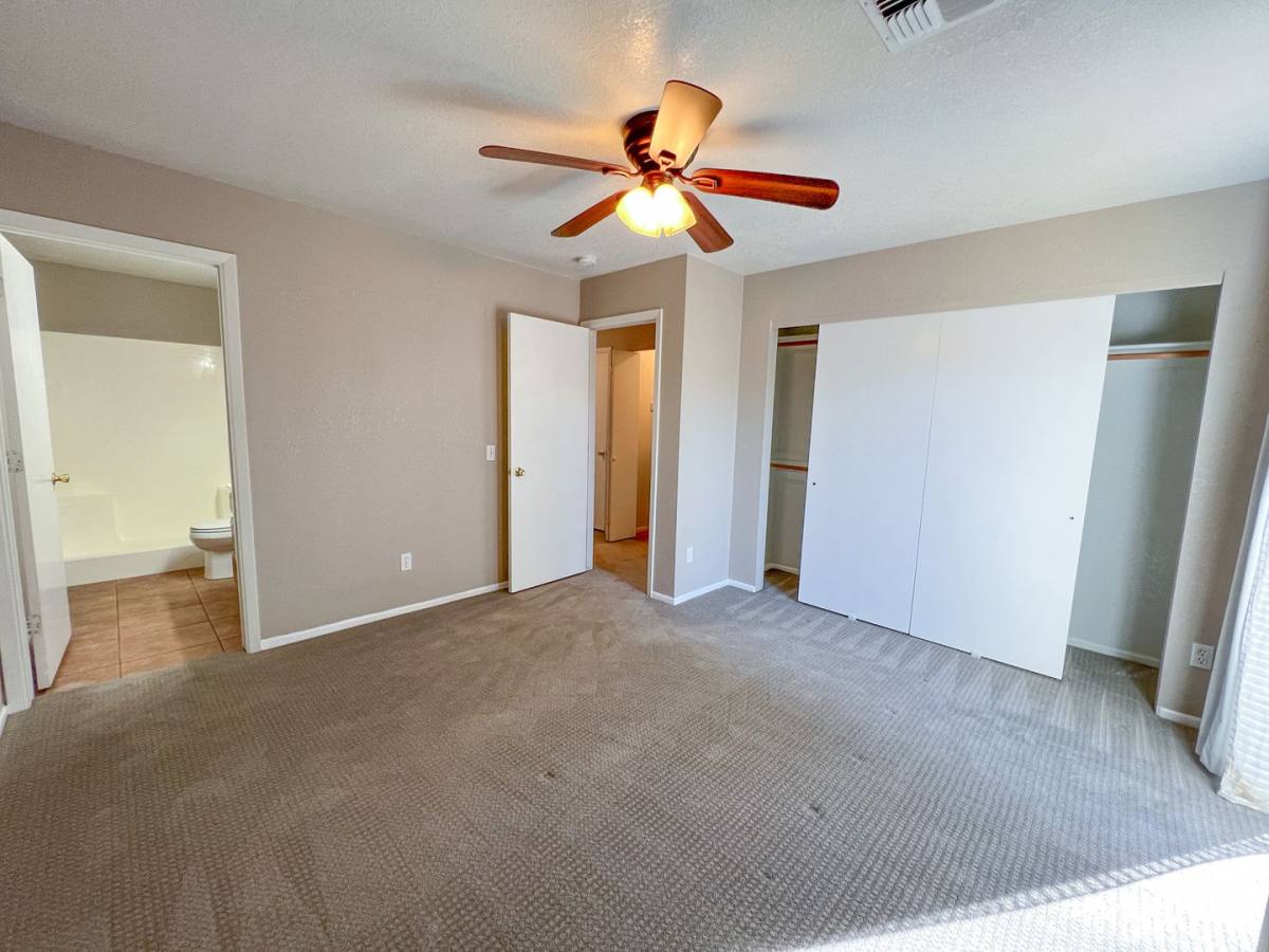Apartment for rent at 4203 E Commercial Way, Rimrock, AZ 86335
