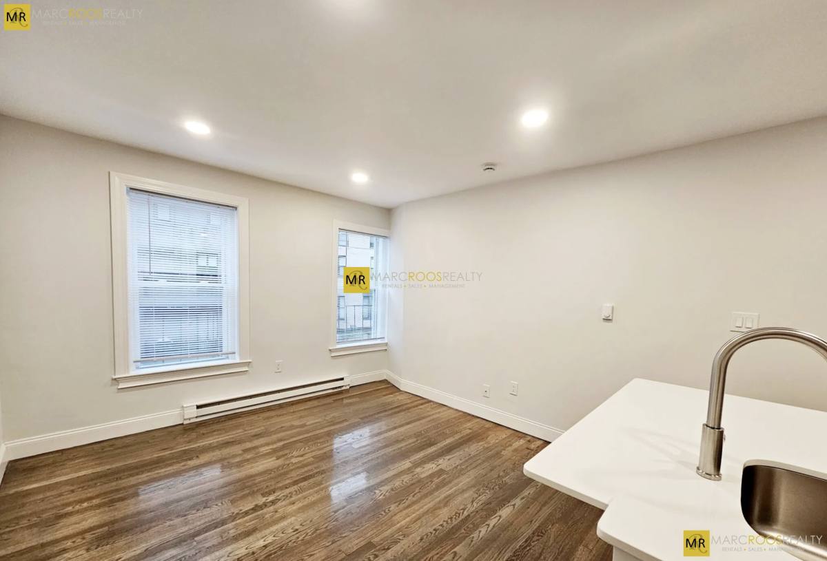 Apartment for rent at 529 Beacon St #11, Boston, MA 02116