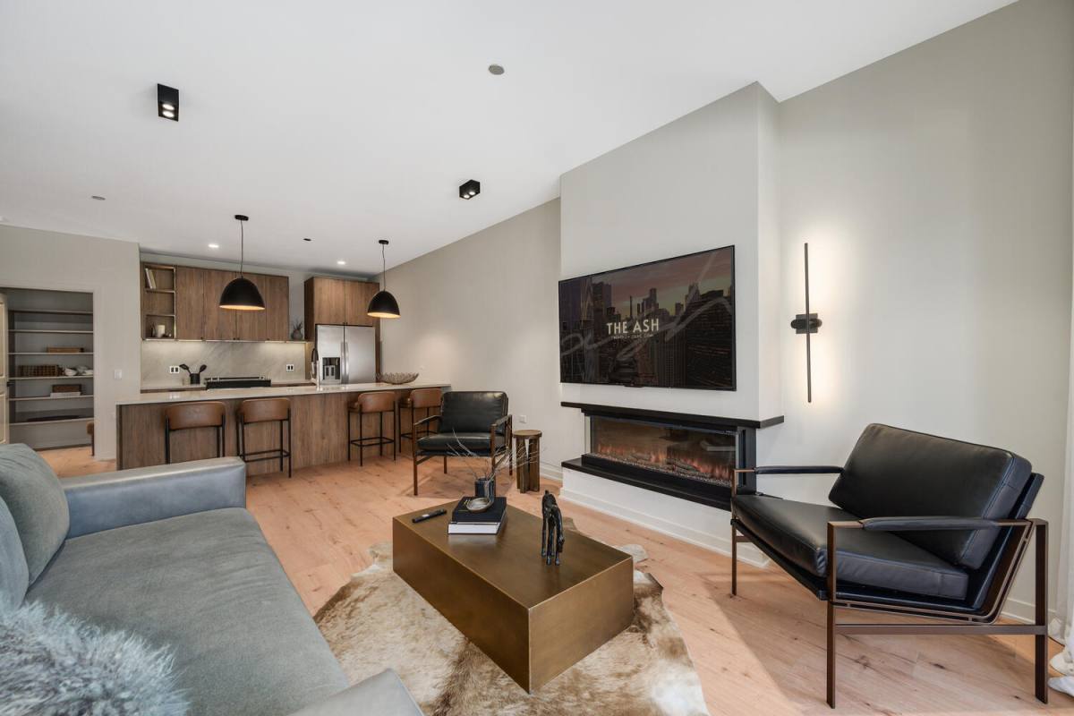 Apartment for rent at 1257 N Ashland Ave #304, Chicago, IL 60622