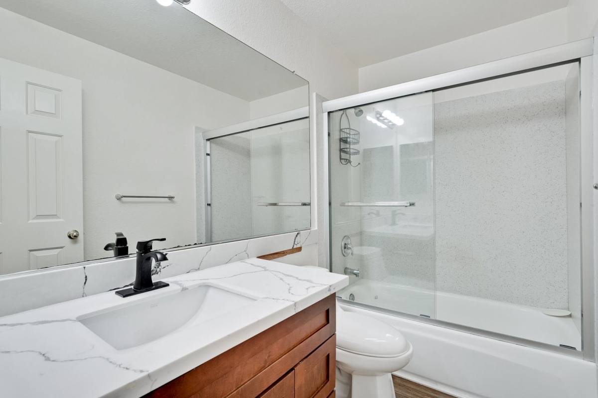 Townhouse for rent at 1006 Summerplace Dr, San Jose, CA 95122