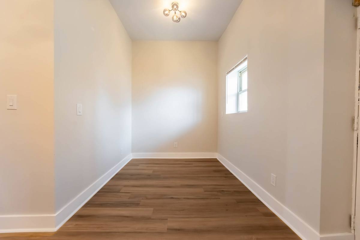 Apartment for rent at 4241 S Calumet Ave #1, Chicago, IL 60653