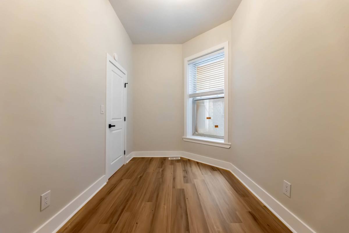 Apartment for rent at 4241 S Calumet Ave #1, Chicago, IL 60653