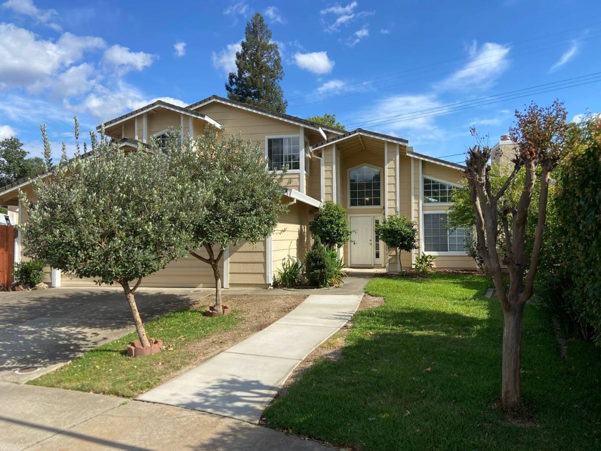 House for rent at 8524 Oak Harbour Court, Fair Oaks, CA 95628