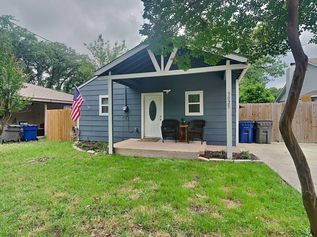 House for rent at 3025 Delaware Trail, Fort Worth, TX 76135