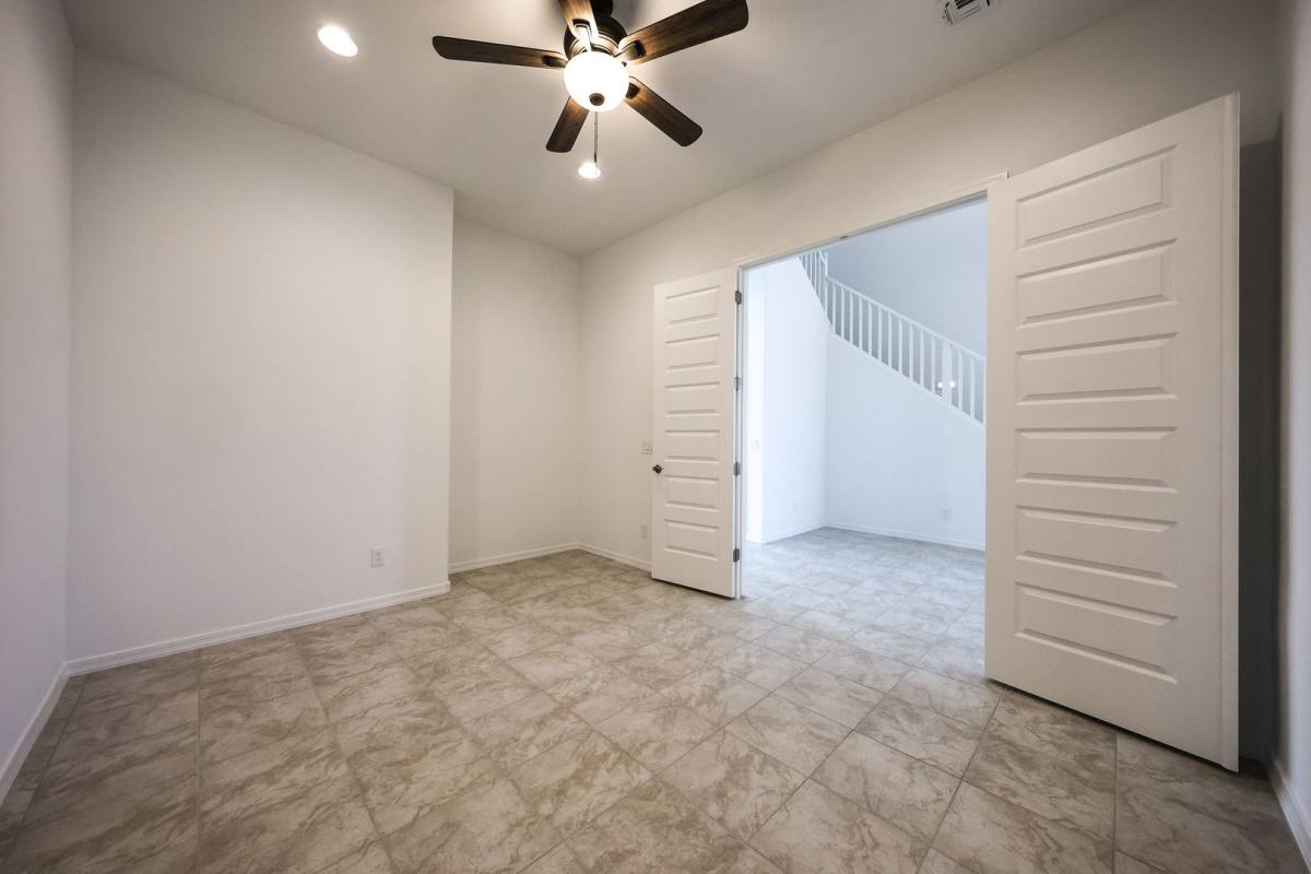 House for rent at 7695 W Smoketree Dr, Peoria, AZ 85383