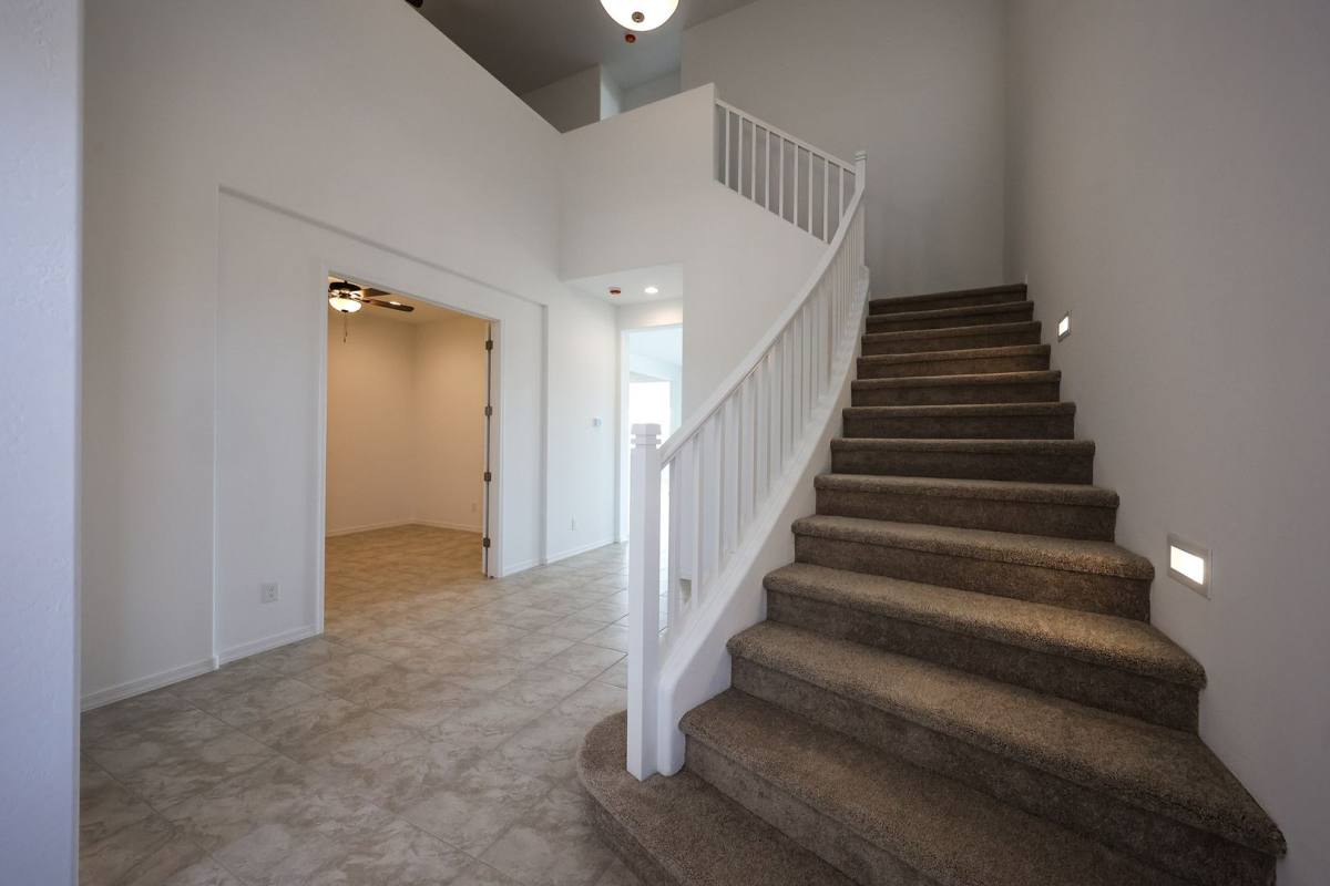 House for rent at 7695 W Smoketree Dr, Peoria, AZ 85383