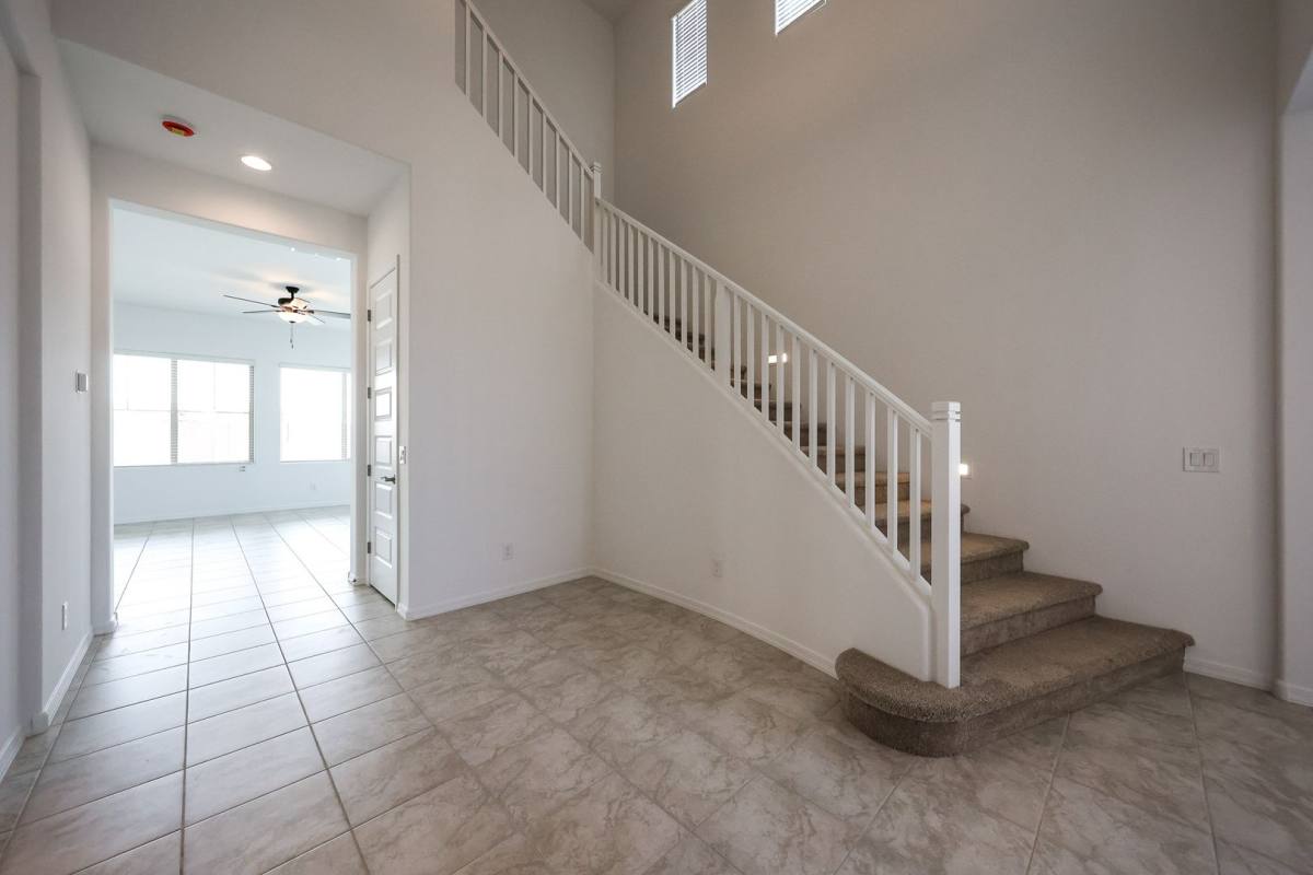 House for rent at 7695 W Smoketree Dr, Peoria, AZ 85383