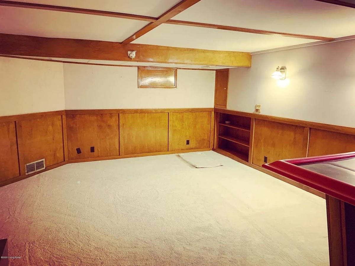 Apartment for rent at 14410 Lake Forest Dr, Louisville, KY 40245