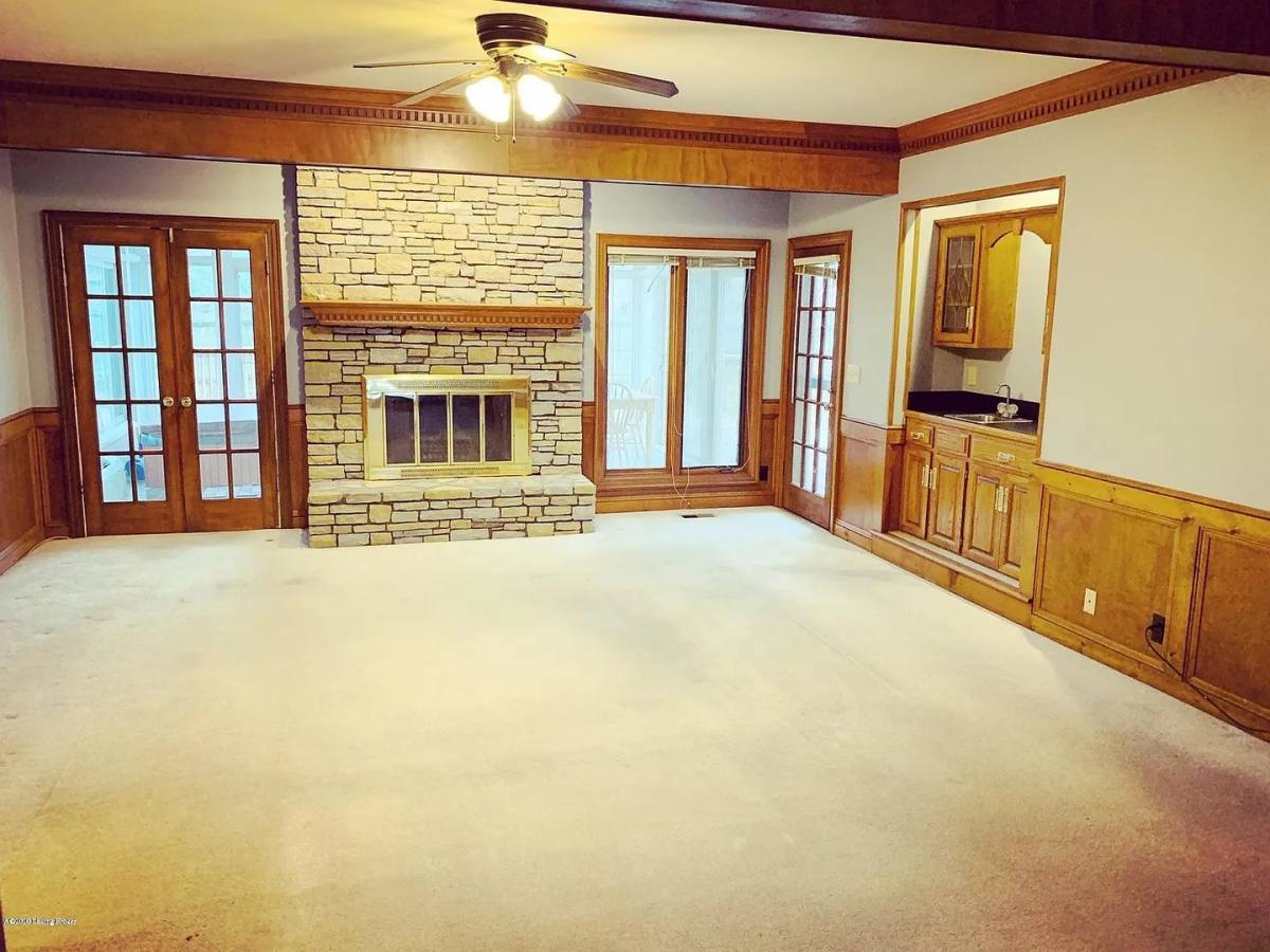 Apartment for rent at 14410 Lake Forest Dr, Louisville, KY 40245