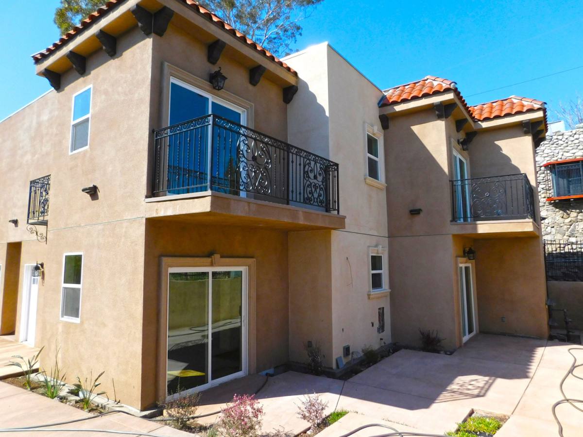 Apartment for rent at 10211-10215 Nyon Blvd, Tujunga, CA 91042