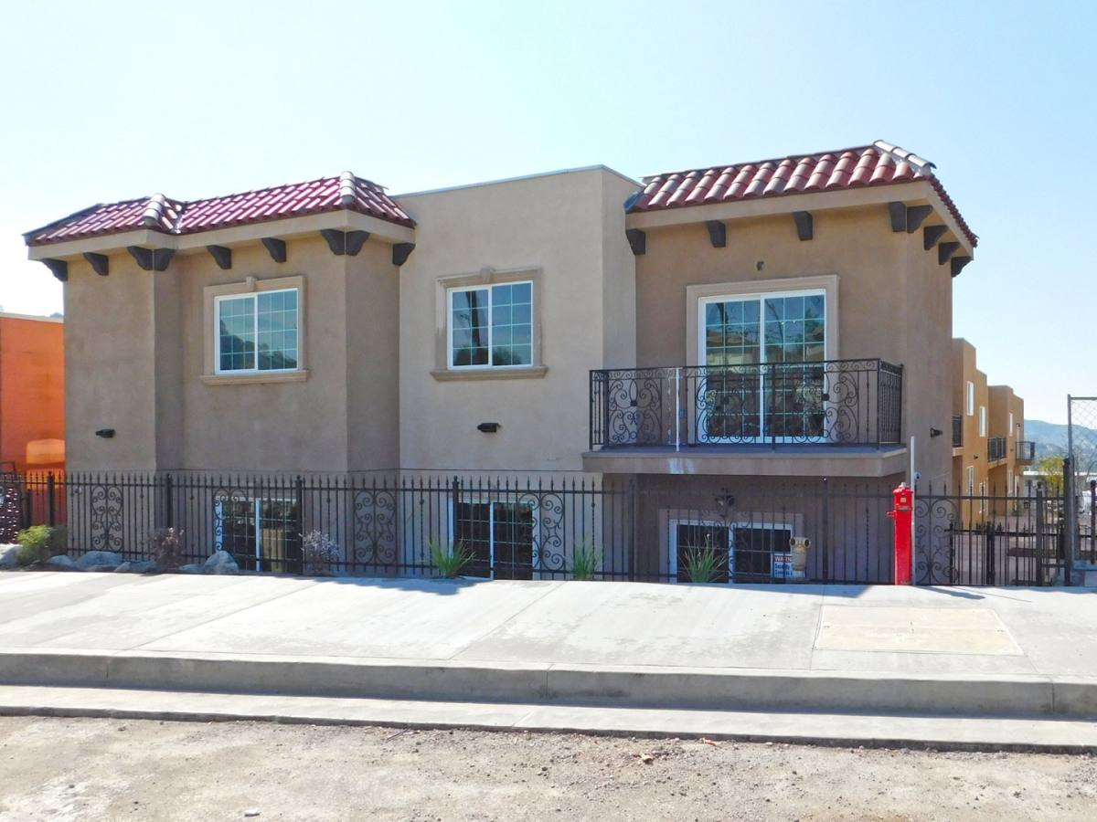 Apartment for rent at 10211-10215 Nyon Blvd, Tujunga, CA 91042