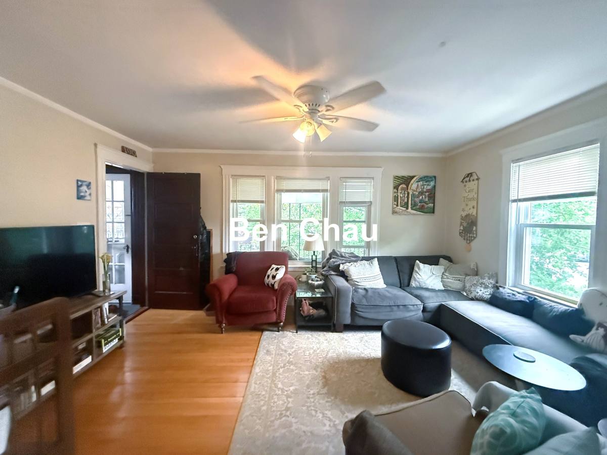 House for rent at 190 N St #2B, Somerville, MA 02144