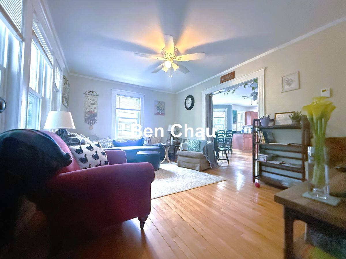 House for rent at 190 N St #2B, Somerville, MA 02144
