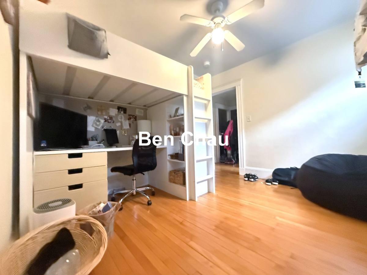 House for rent at 190 N St #2B, Somerville, MA 02144