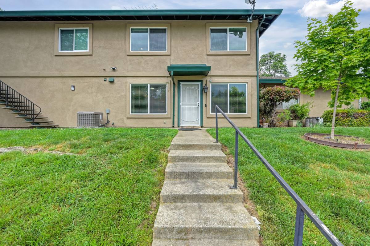 House for rent at 3681 Galena Dr, Auburn, CA 95602