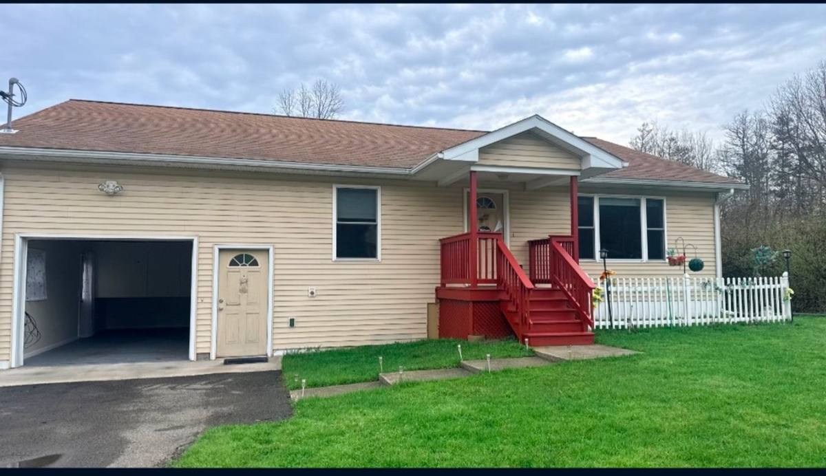House for rent at 1314 Airport Rd, Binghamton, NY 13905