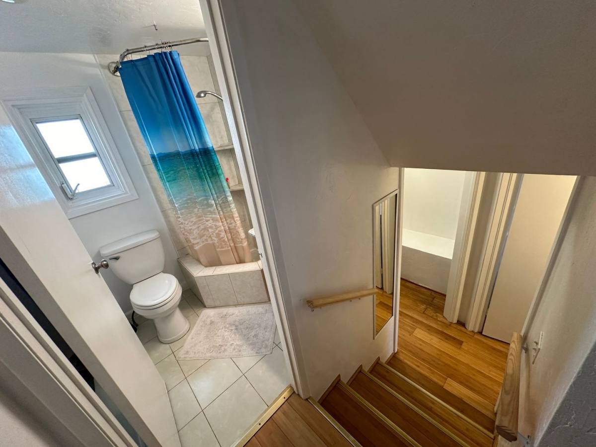 Apartment for rent at 1508 Kewalo St #104B, Honolulu, HI 96822