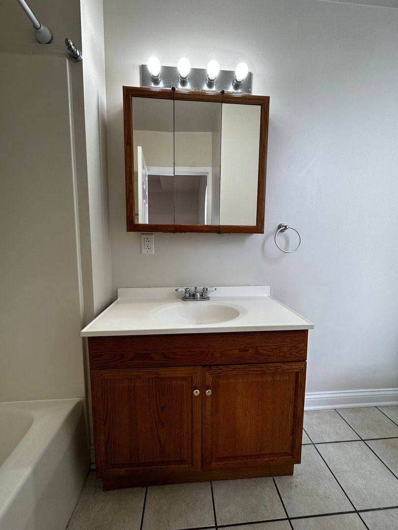 Apartment for rent at 1635 1651 White St, Dubuque, IA 52001