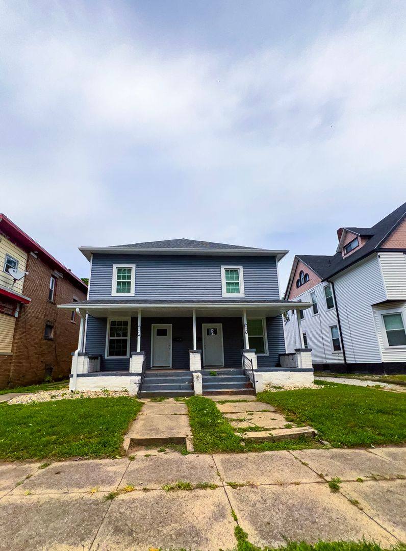 Apartment for rent at 606-608 S 5th St, Terre Haute, IN 47807