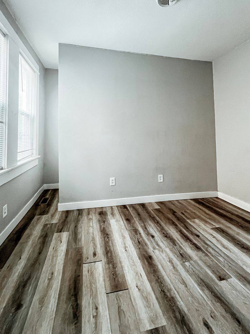 Apartment for rent at 606-608 S 5th St, Terre Haute, IN 47807