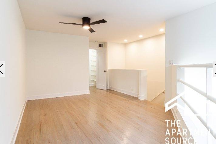 Apartment for rent at 954 W Grace St, Chicago, IL 60613